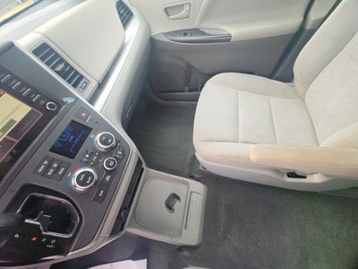 2020 Toyota Sienna L