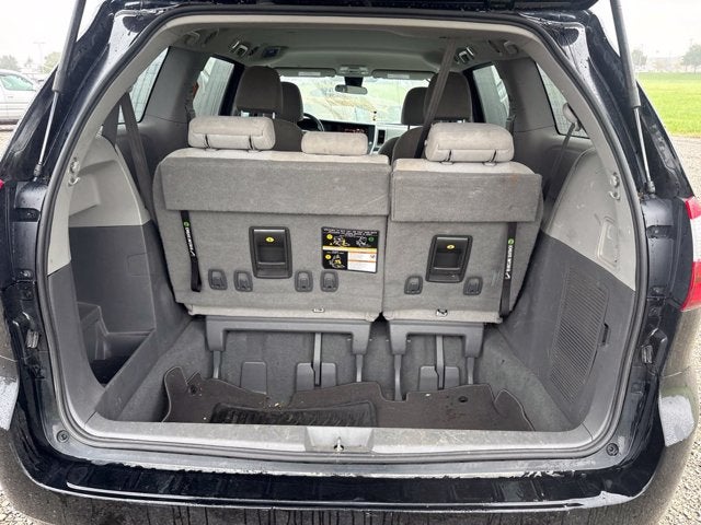 2020 Toyota Sienna L