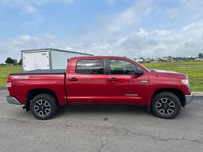 2017 Toyota Tundra SR5