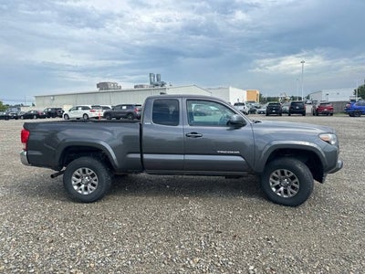 2016 Toyota Tacoma SR5