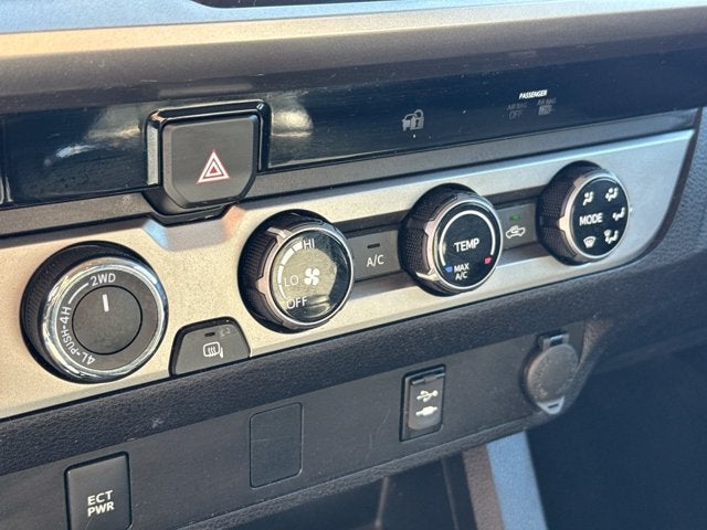 2016 Toyota Tacoma SR5