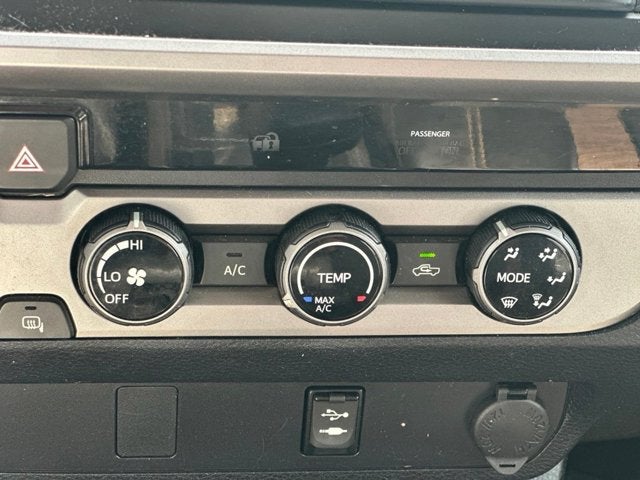 2016 Toyota Tacoma SR5