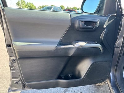 2016 Toyota Tacoma SR5
