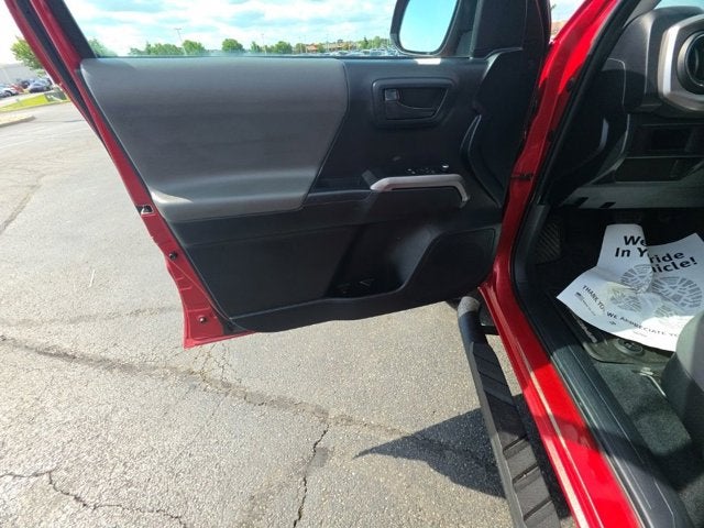 2016 Toyota Tacoma SR5