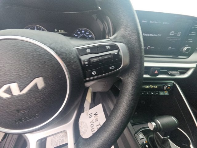 2022 Kia K5 LX