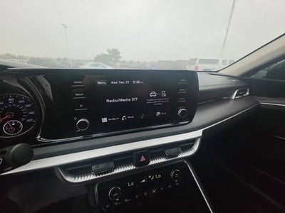 2022 Kia K5 LX