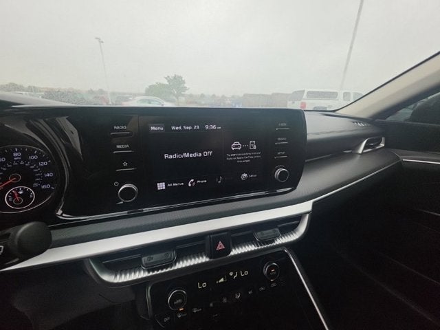 2022 Kia K5 LX