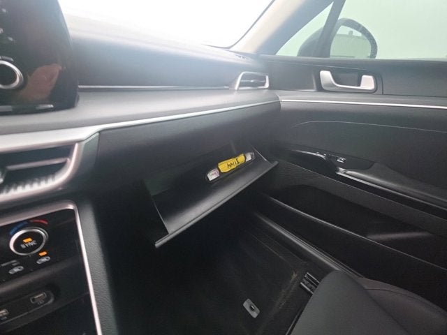 2022 Kia K5 LX
