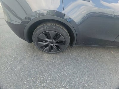 2025 Tesla Model Y Long Range