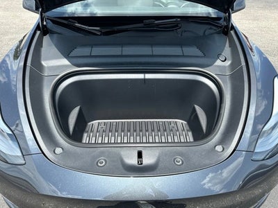 2025 Tesla Model Y Long Range