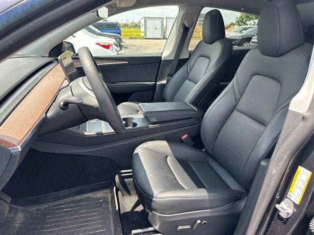 2025 Tesla Model Y Long Range