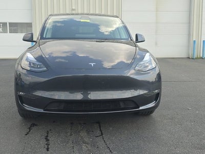2025 Tesla Model Y Long Range