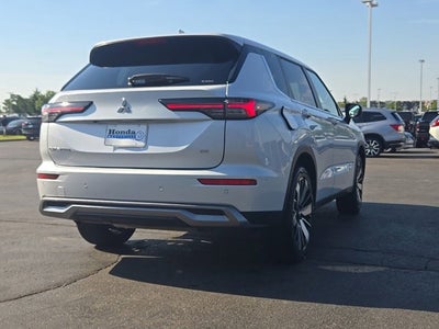 2025 Mitsubishi Outlander SE