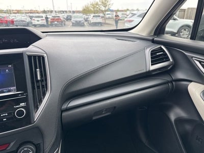 2023 Subaru Forester Base