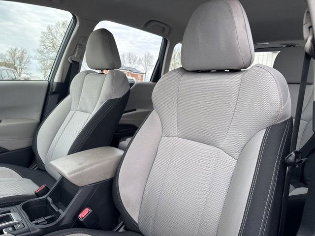 2023 Subaru Forester Base