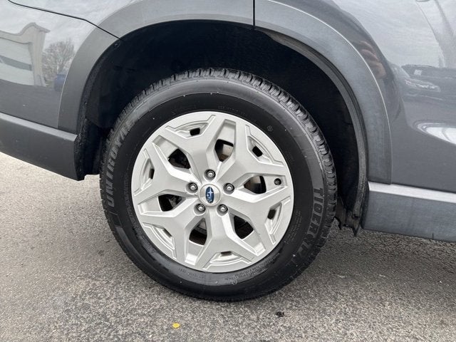 2023 Subaru Forester Base