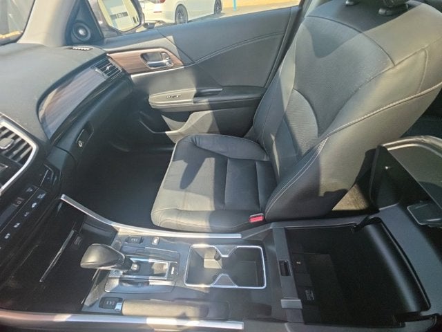 2017 Honda Accord Hybrid EX-L