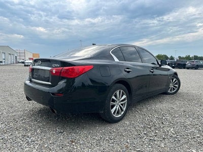 2015 INFINITI Q50 Base