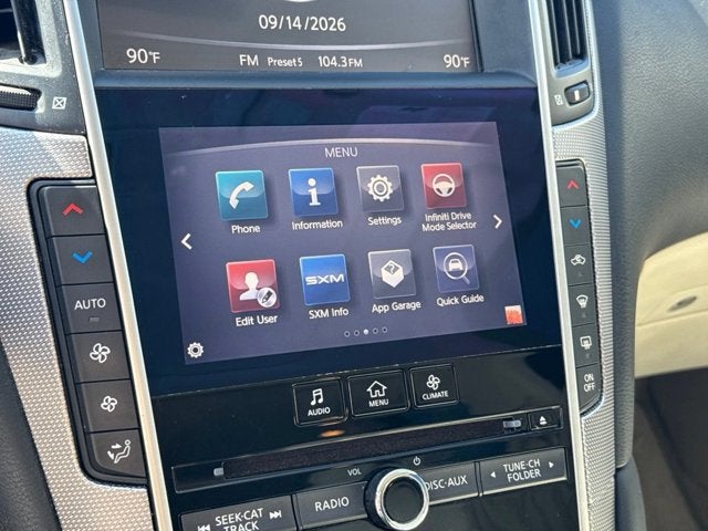 2015 INFINITI Q50 Base