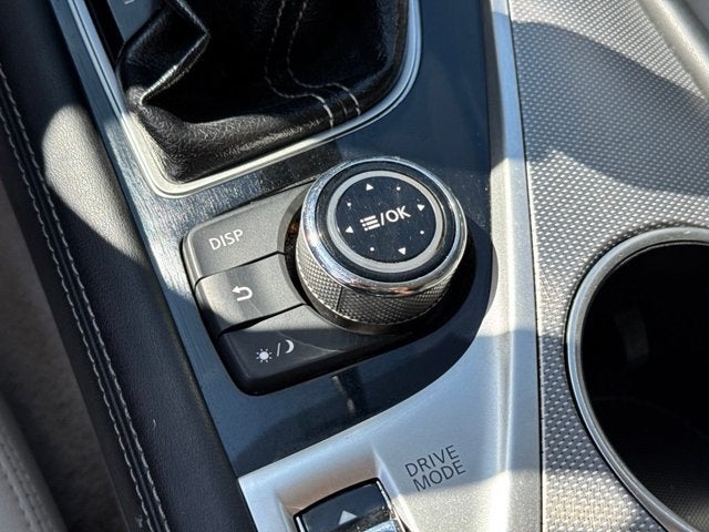 2015 INFINITI Q50 Base