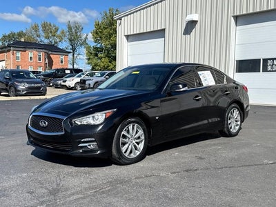 2015 INFINITI Q50 Base