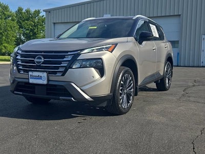 2025 Nissan Rogue SL