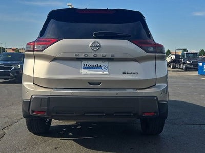 2025 Nissan Rogue SL
