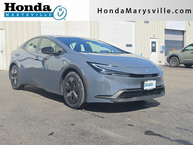 2025 Toyota Prius LE
