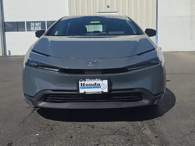 2025 Toyota Prius LE