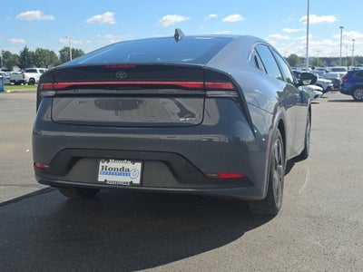 2025 Toyota Prius LE