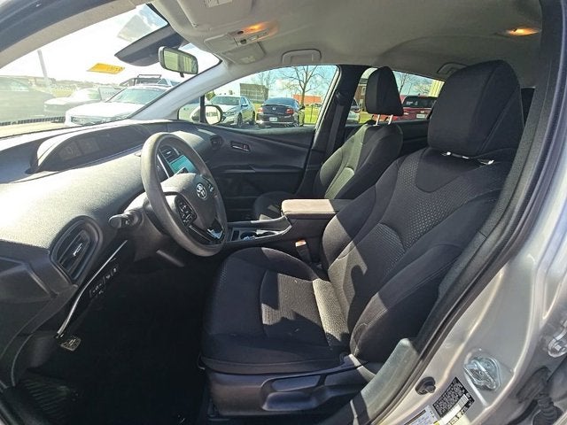 2022 Toyota Prius LE