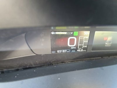 2022 Toyota Prius LE