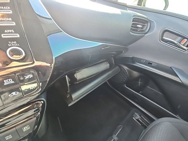 2022 Toyota Prius LE