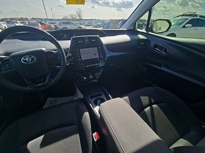 2022 Toyota Prius LE