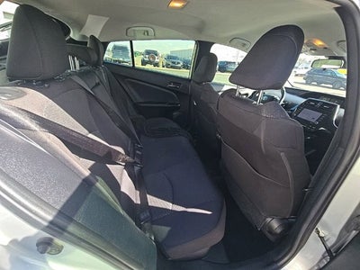 2022 Toyota Prius LE