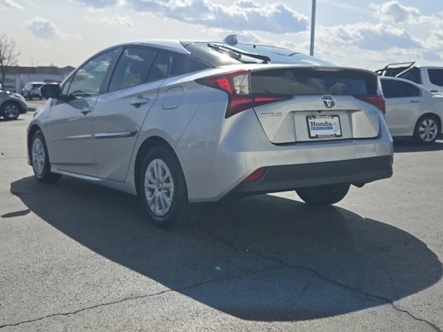 2022 Toyota Prius LE