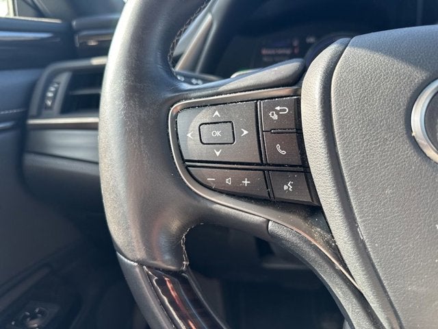 2019 Lexus ES 300h