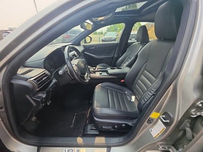 2019 Lexus IS 300