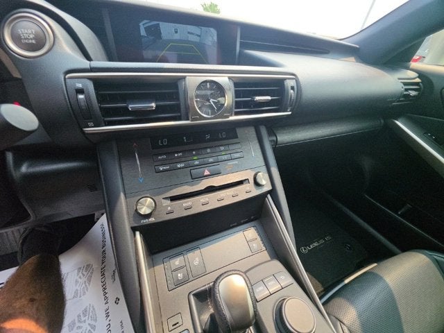 2019 Lexus IS 300