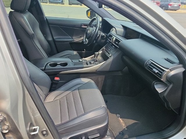 2019 Lexus IS 300