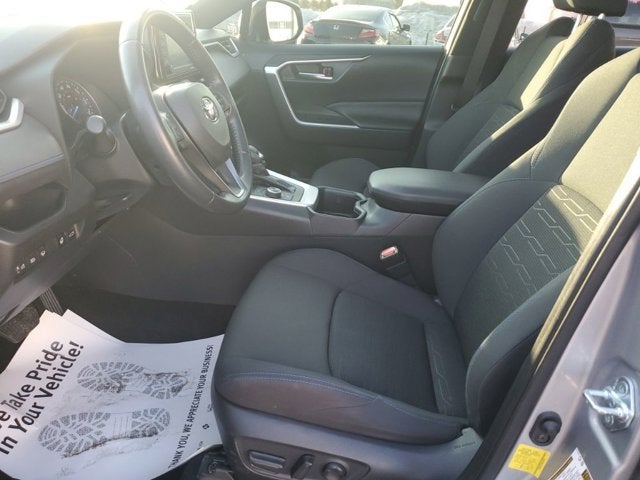 2022 Toyota RAV4 Hybrid SE