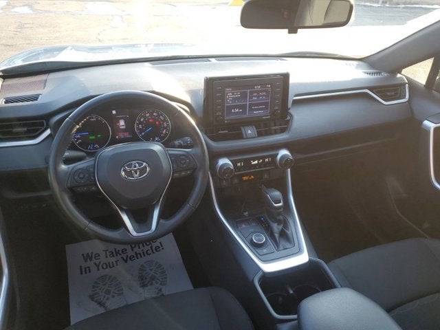 2022 Toyota RAV4 Hybrid SE