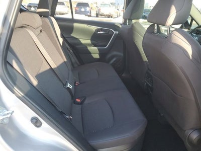 2022 Toyota RAV4 Hybrid SE