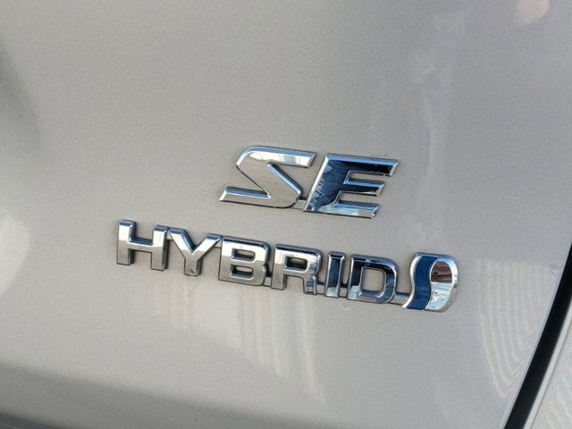 2022 Toyota RAV4 Hybrid SE