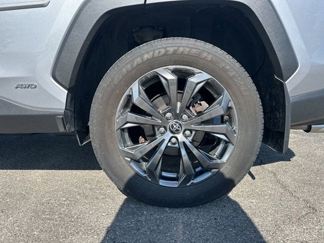 2024 Toyota RAV4 Hybrid XLE Premium