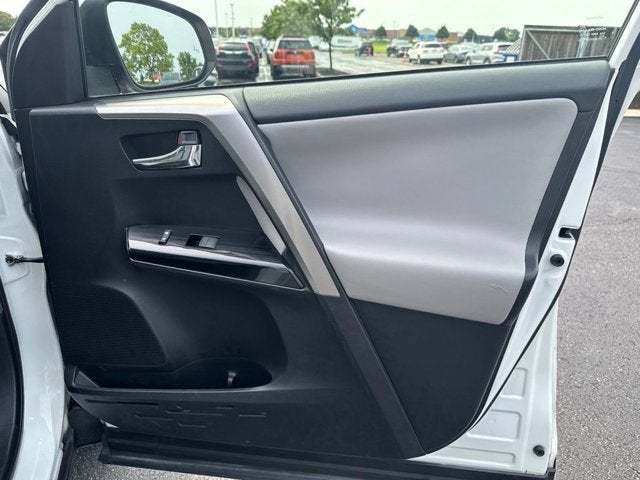 2016 Toyota RAV4 Hybrid Limited
