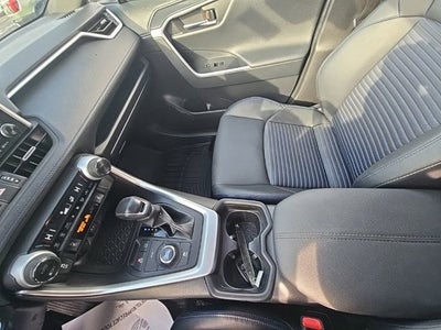 2019 Toyota RAV4 Hybrid XSE