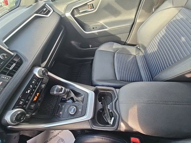 2019 Toyota RAV4 Hybrid XSE