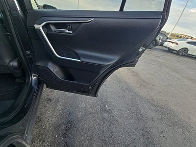 2019 Toyota RAV4 Hybrid XSE