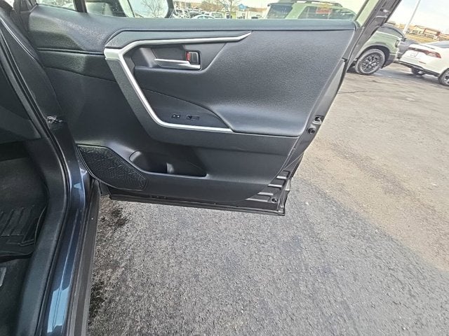 2019 Toyota RAV4 Hybrid XSE